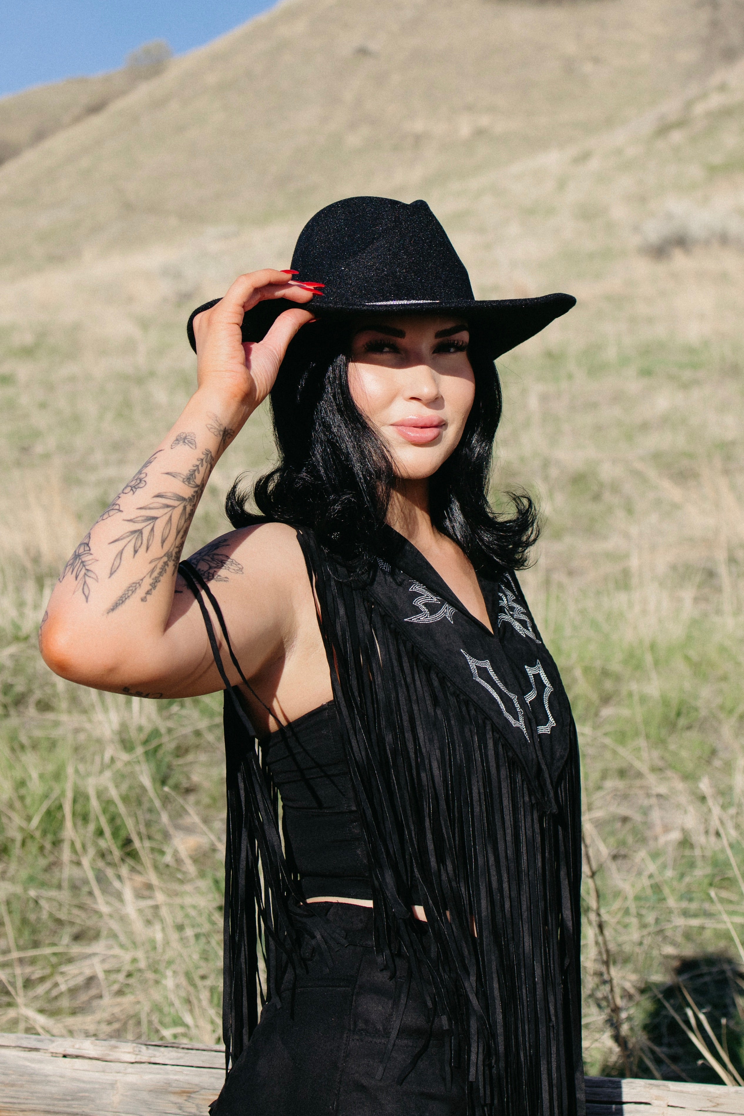 classic Western-style black hat with wide brim