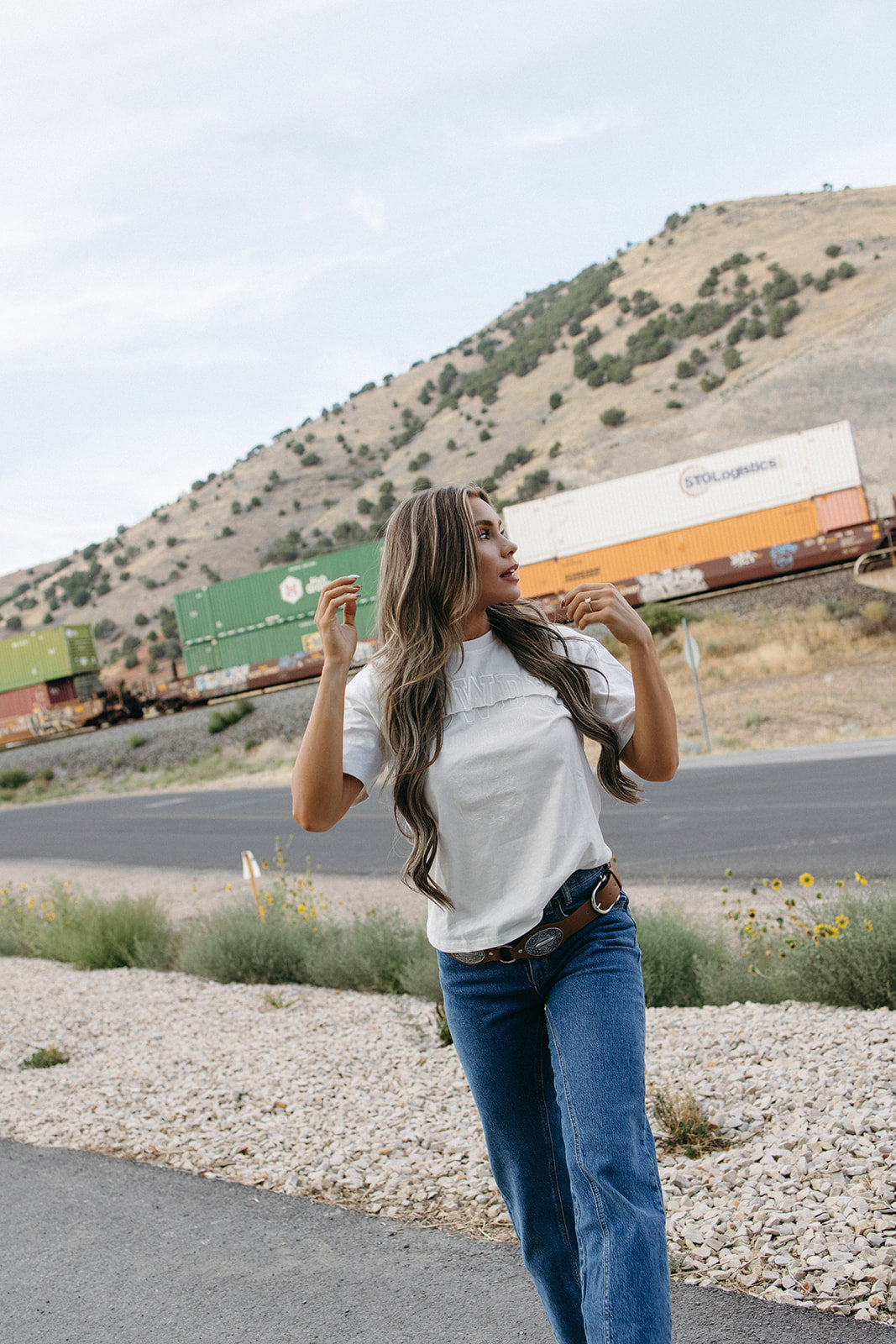 Howdy Graphic Tee