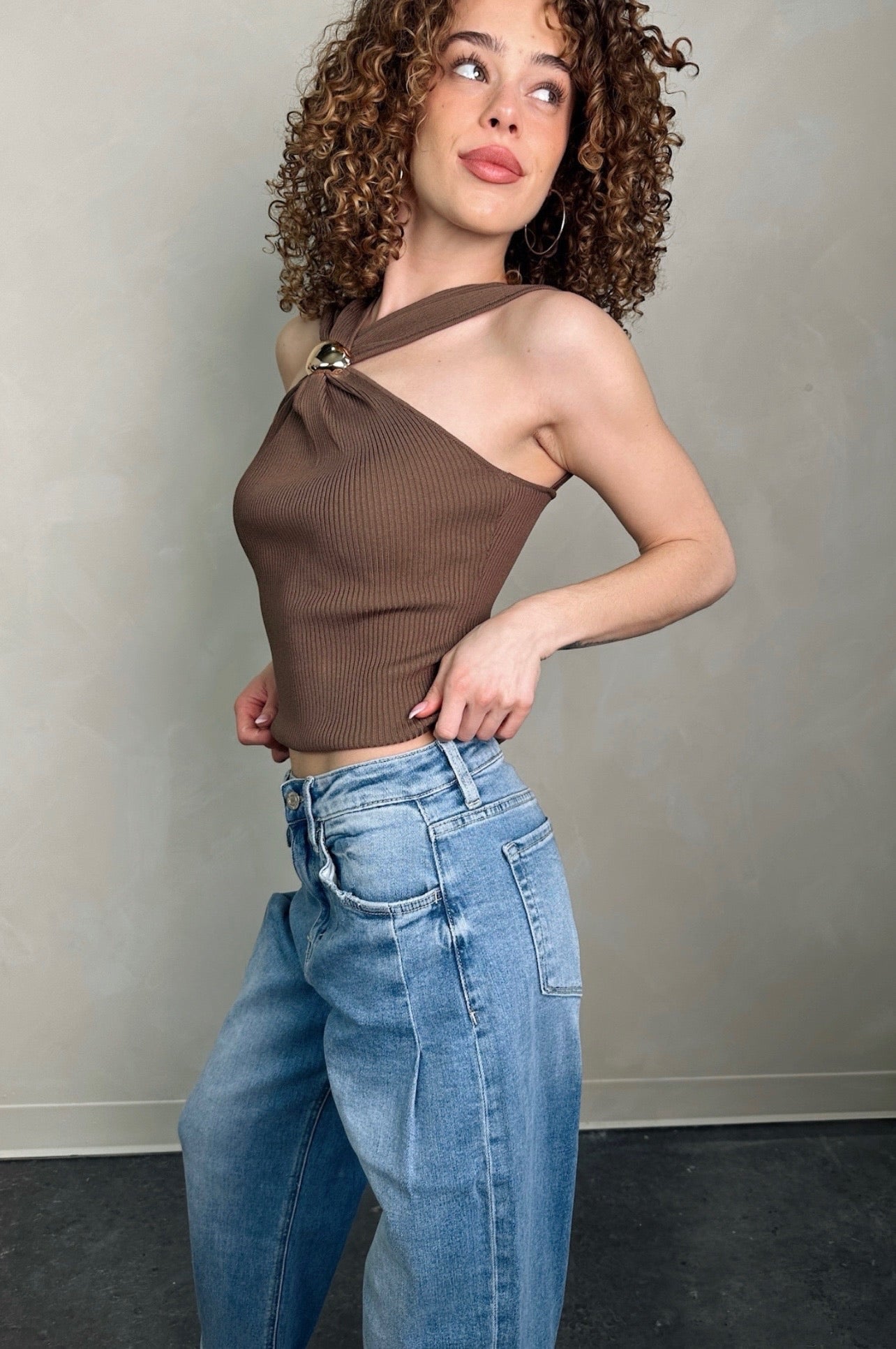 Carefree Barrel Blues Jeans