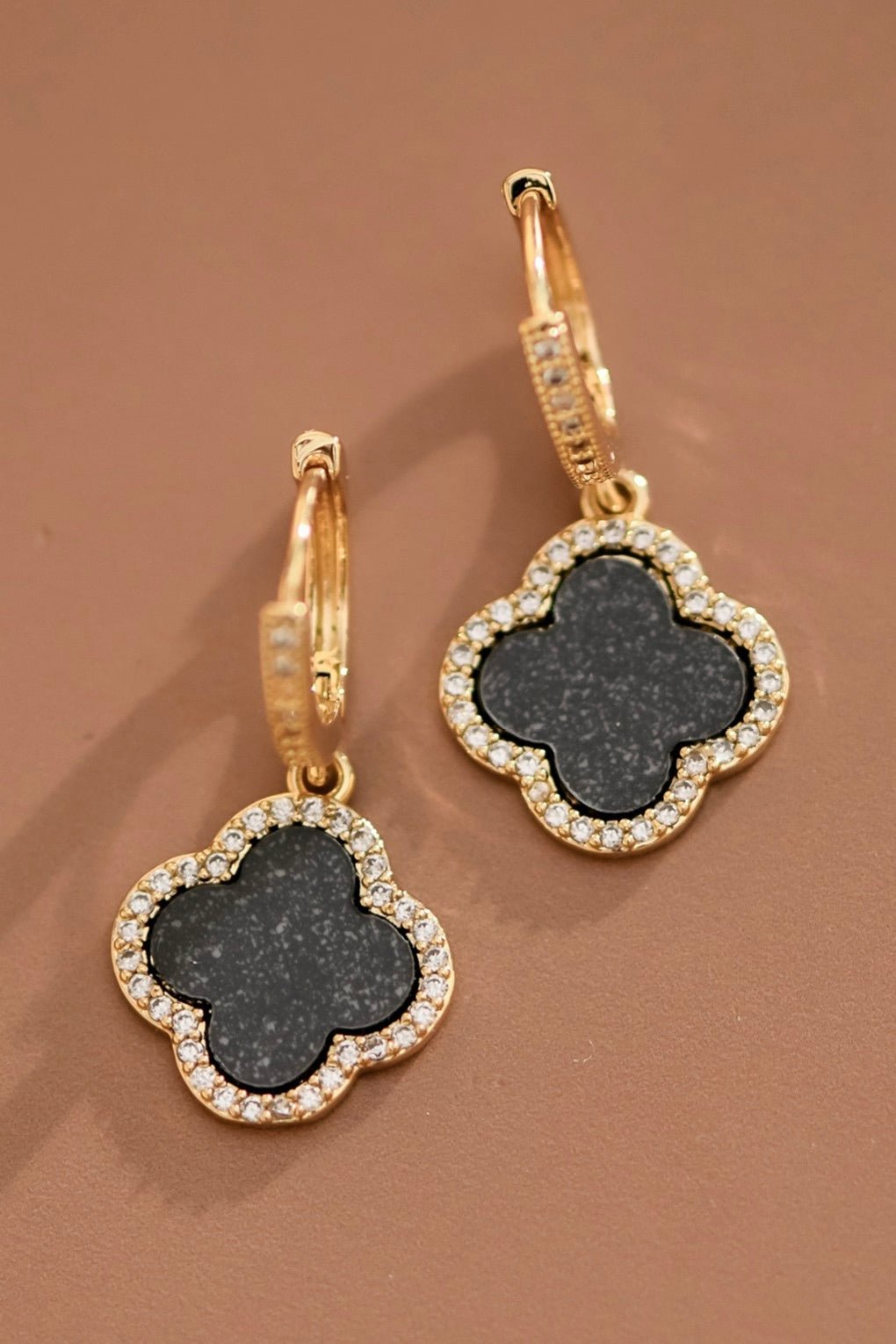 clover earrings in two colors