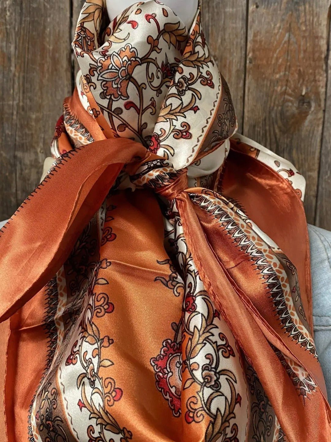 Gilded Grove Scarf