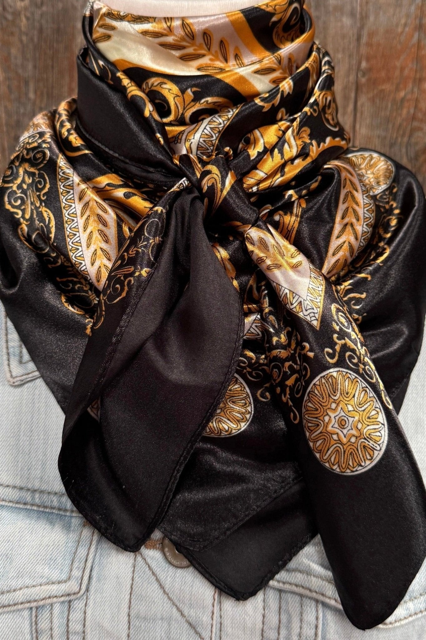 Gilded Grove Scarf