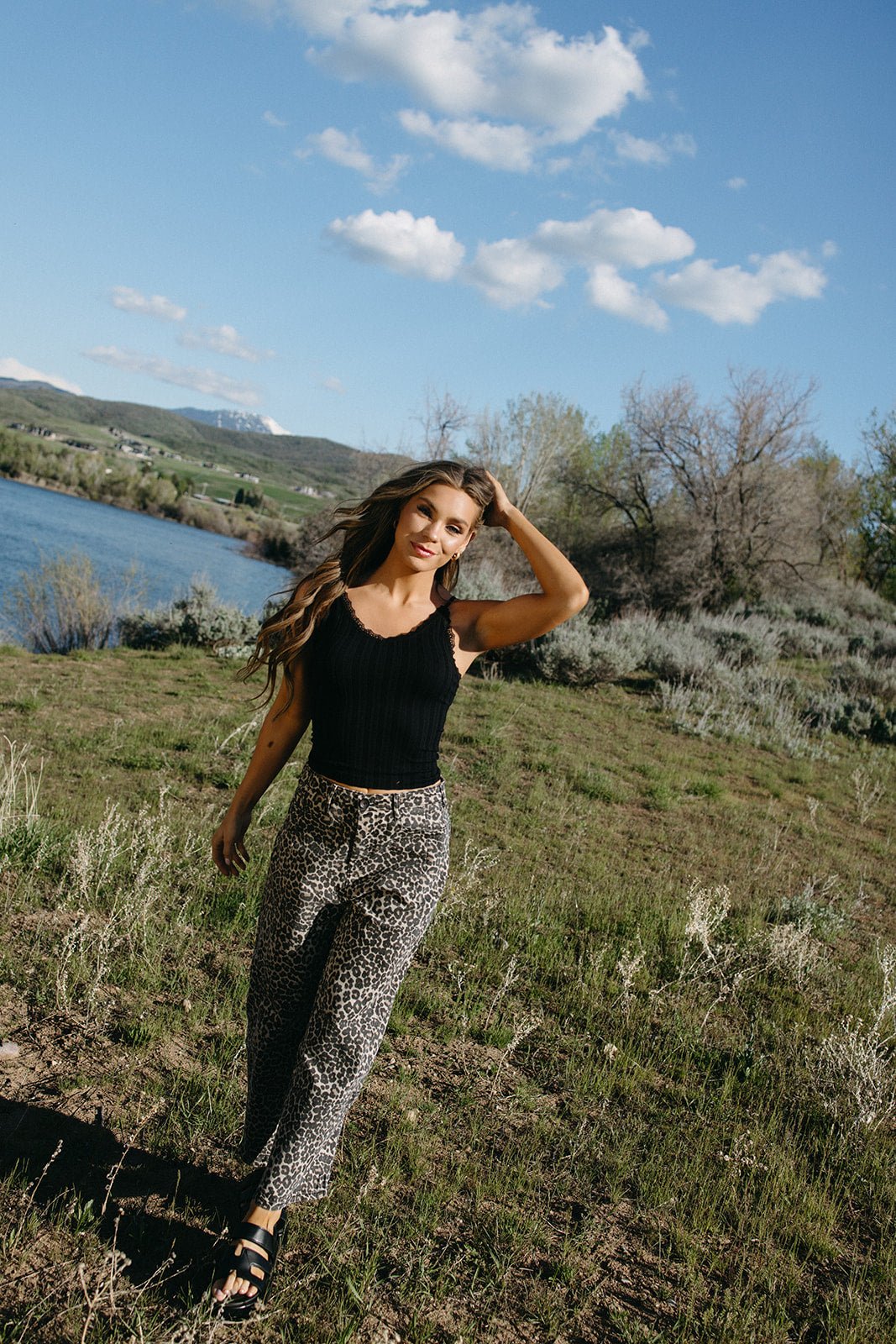 Hidden Safari Barrel Jeans