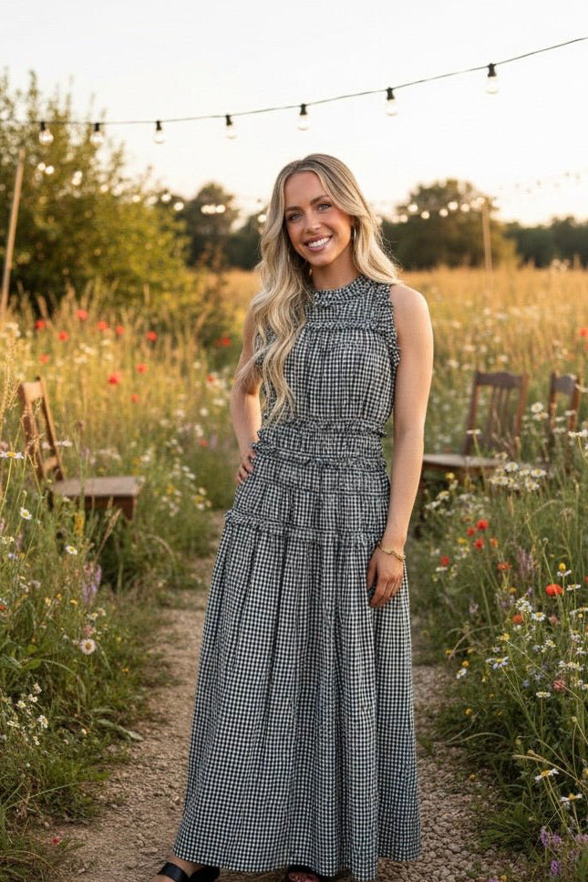 Gingham Maxi Dress, Smocked Bodice Dress, Romantic Ruffle Dress, Cottagecore Fashion, Women’s Gingham Dress, Fall Family Photo Outfits, Smocked Waist Maxi, Versatile Summer Dress
