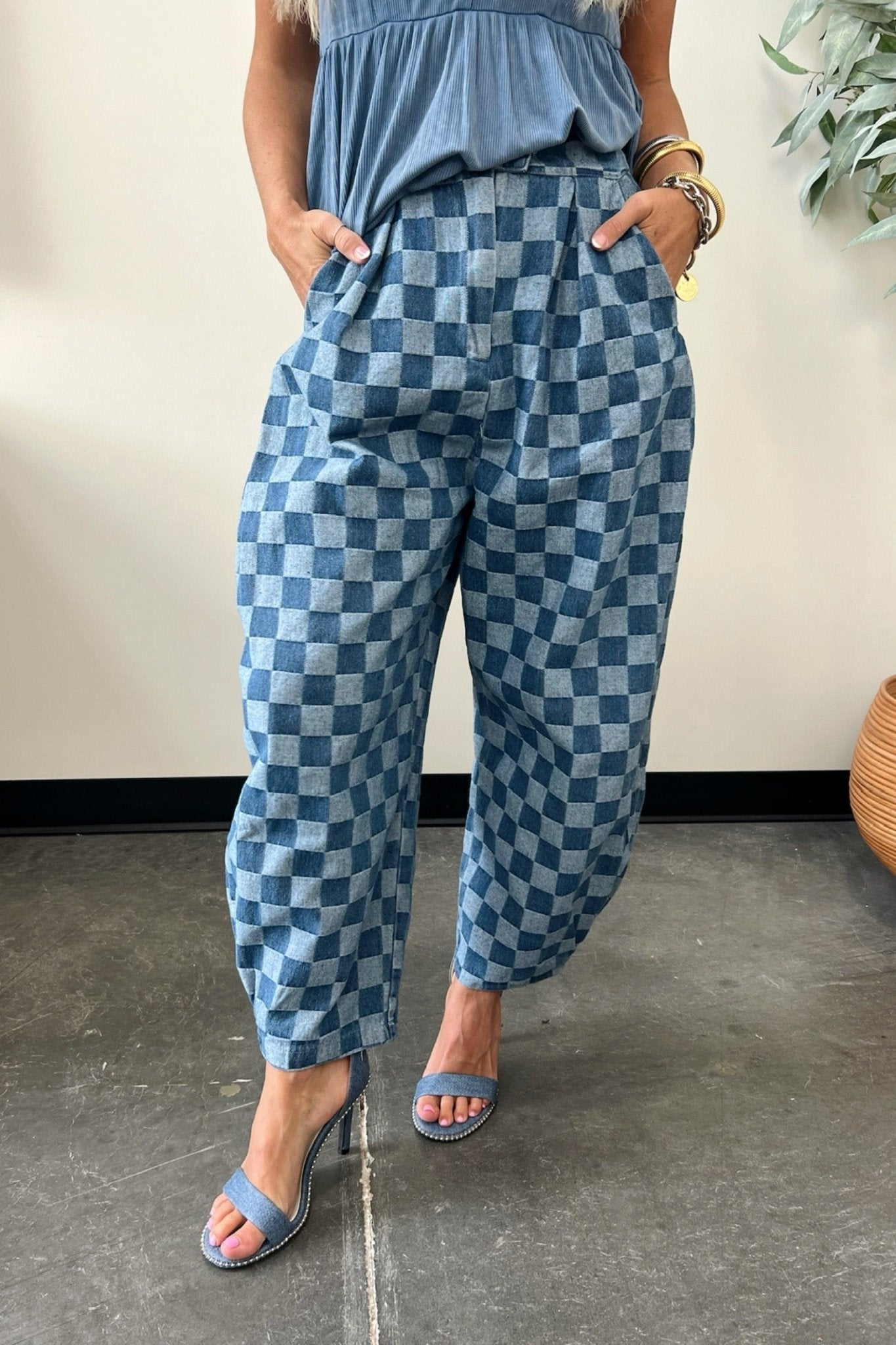 The Grid Barrel Pants