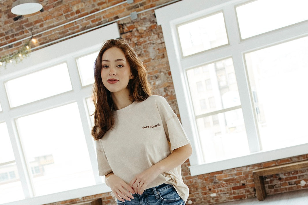 GRAPHIC TOPS