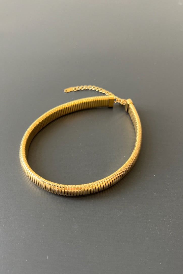 Larsen Bangle Choker