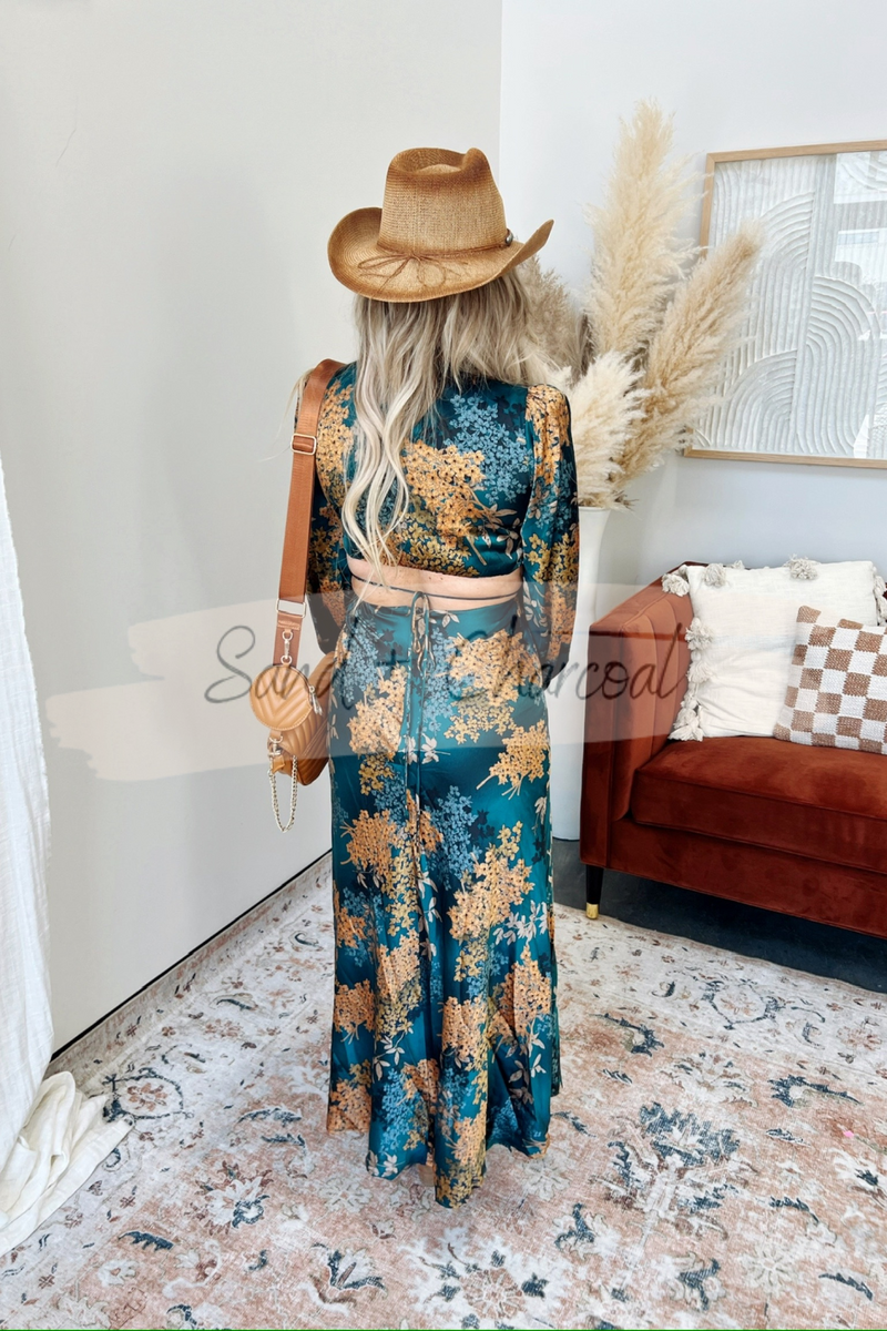 Astr Quinn Floral Cutout Midi Lux Collection