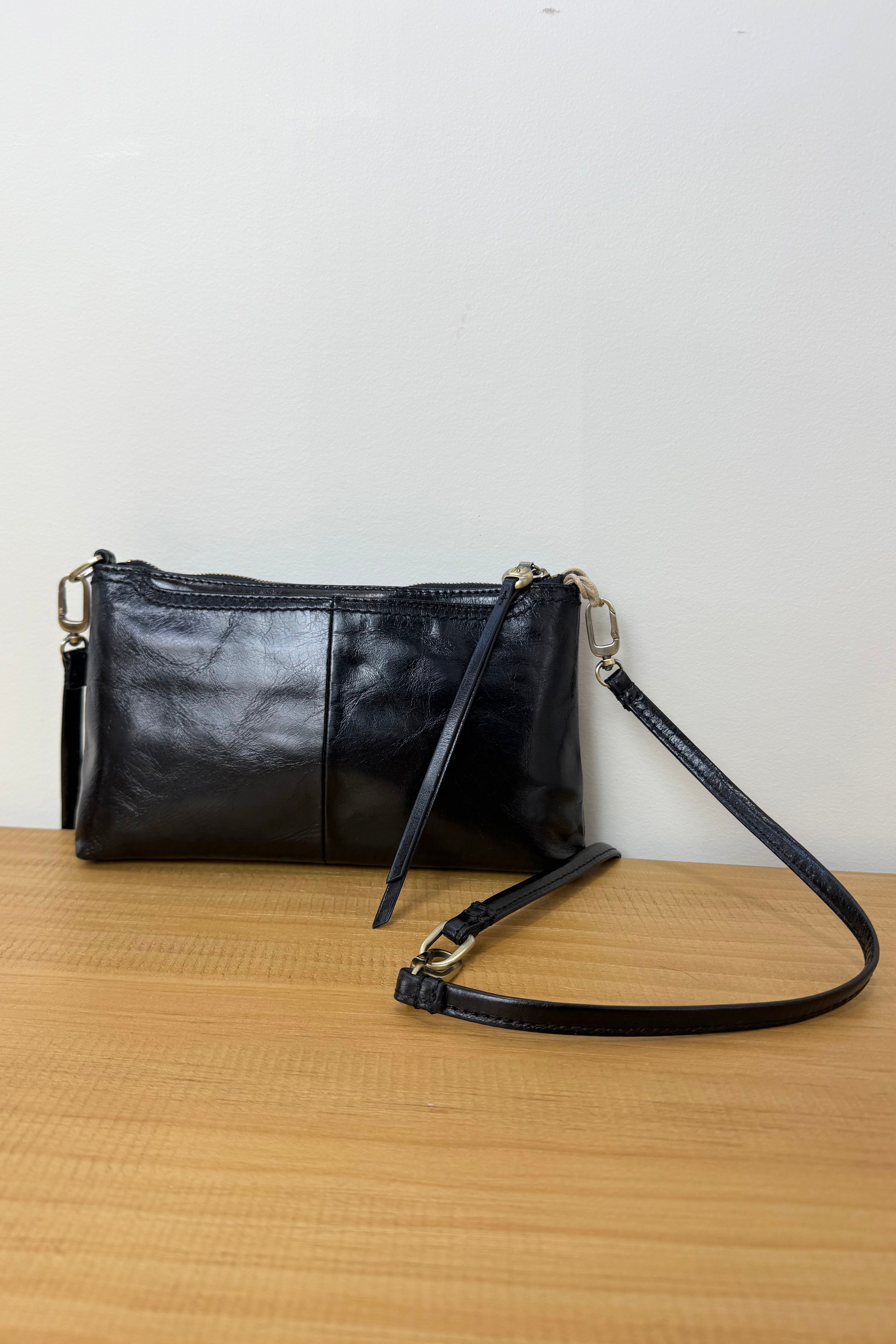 Darcy Crossbody By Hobo