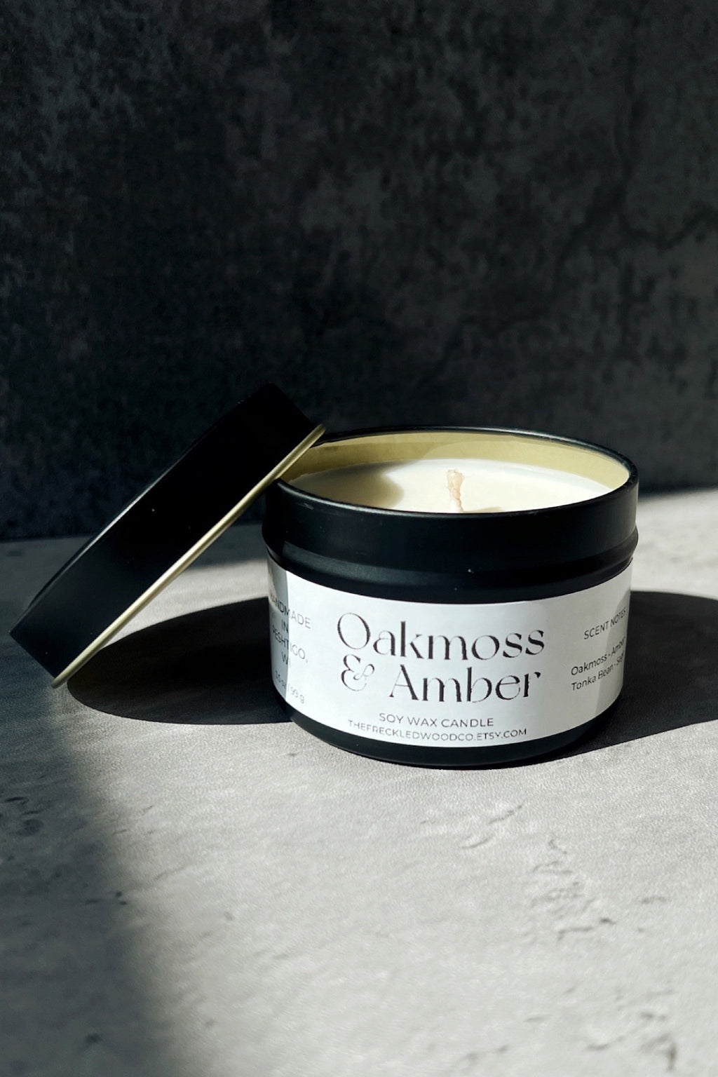 The Freckled Wood Co. Oakmoss & Amber Candle