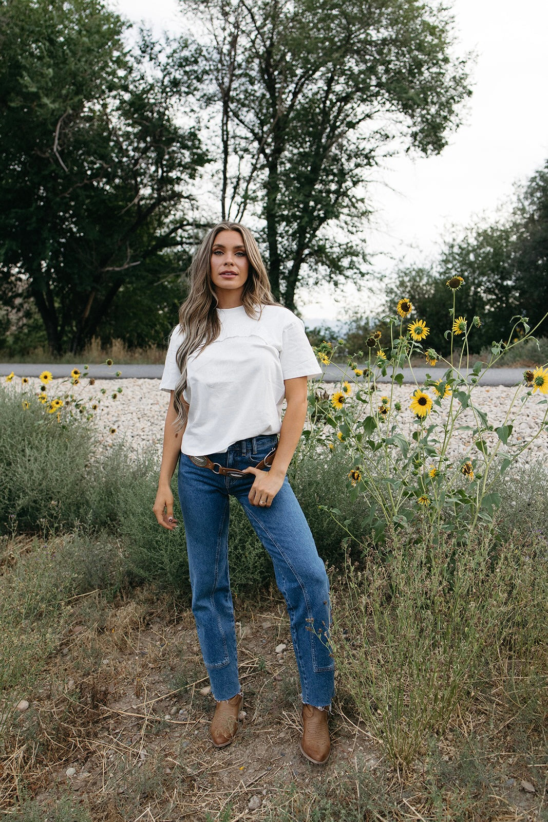 Howdy Graphic Tee