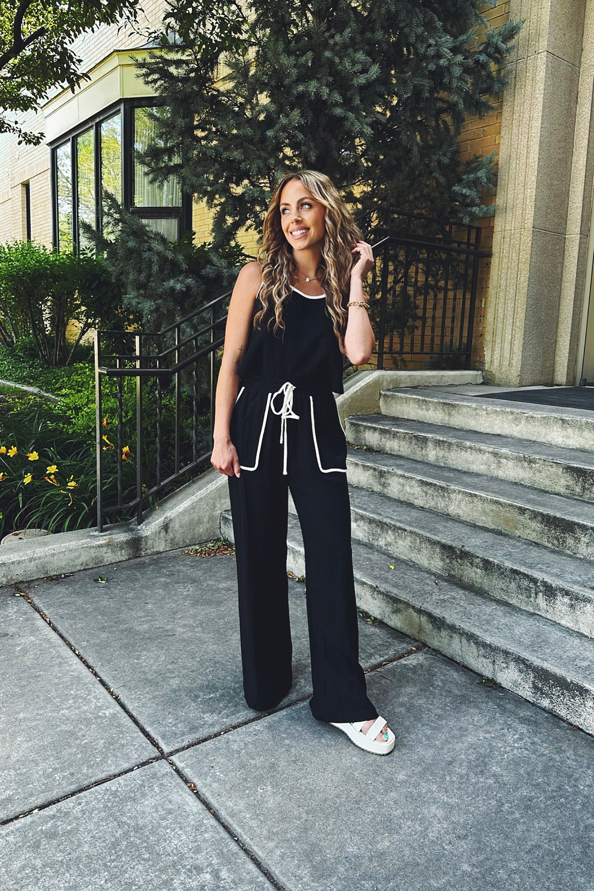 Outlined Linen Top