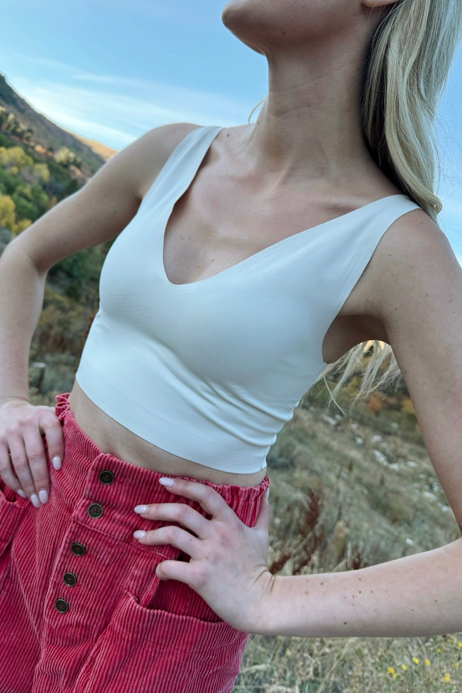 Sleek Talk Bonding V-neck Tank
