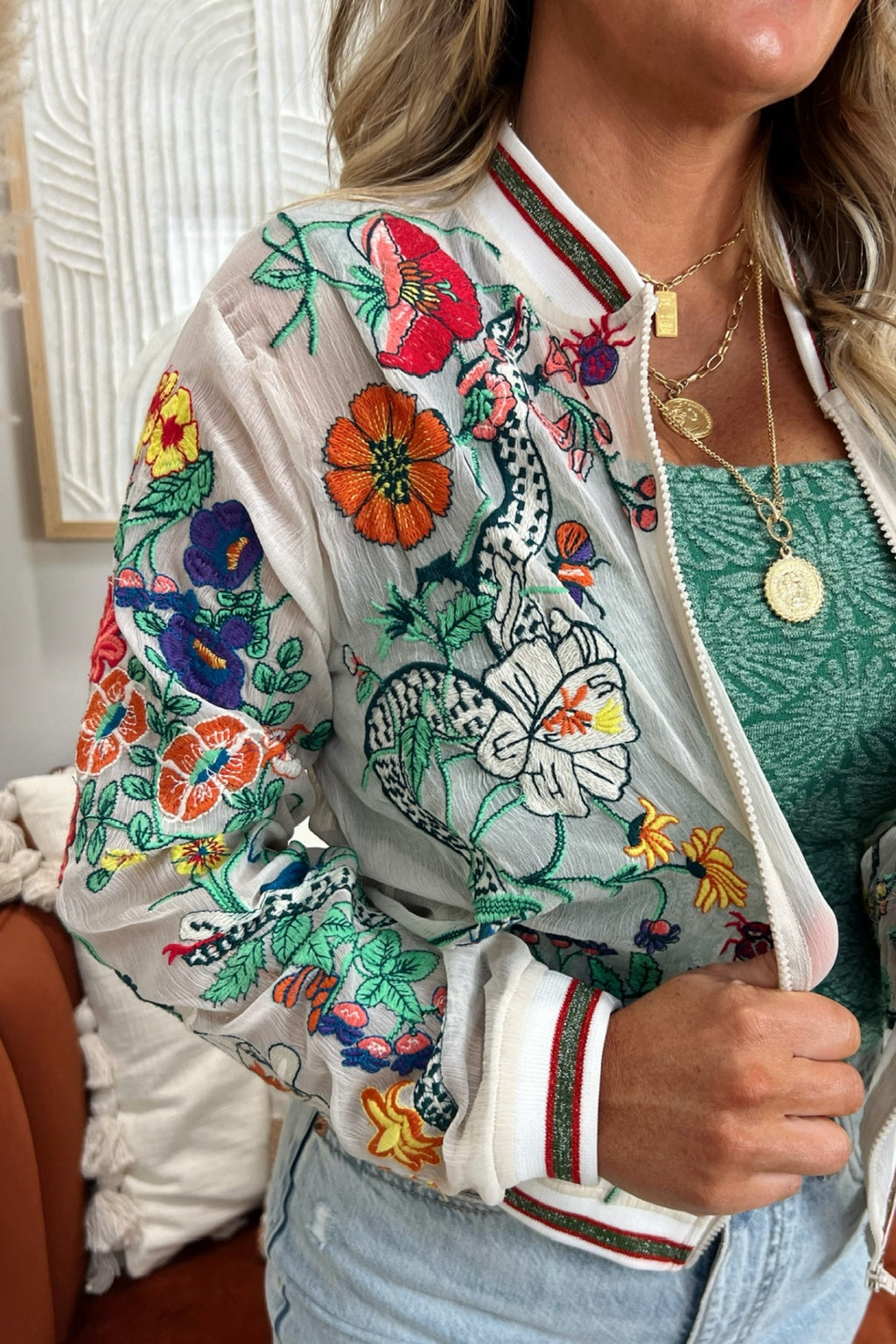 Aratta Bellezza Embroidered Ivory Jacket Lux Collection
