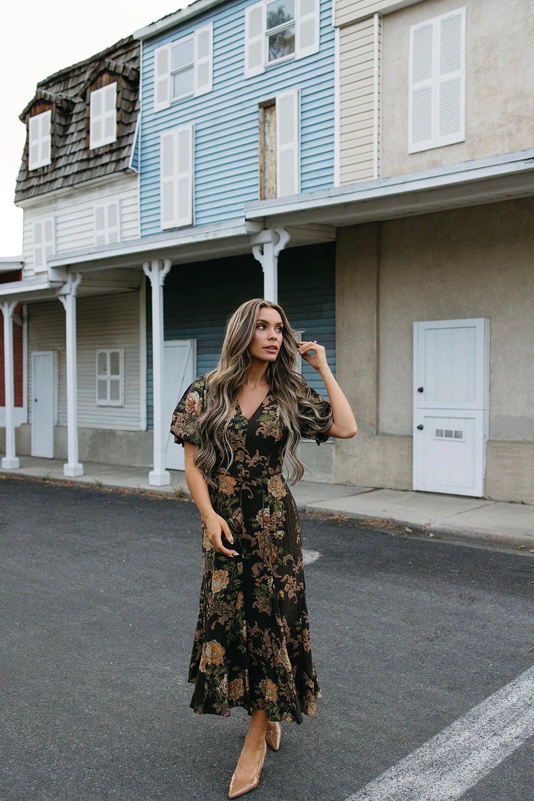 v neck puff sleeve maxi dress