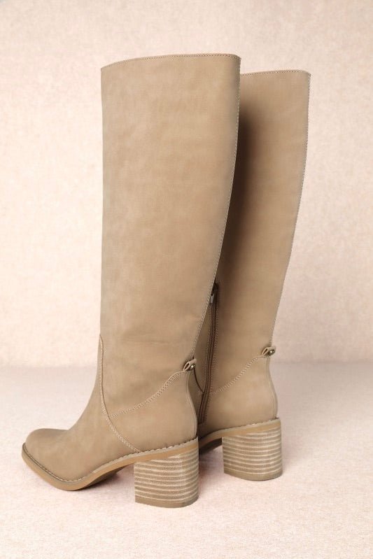 Maple Crest Boots