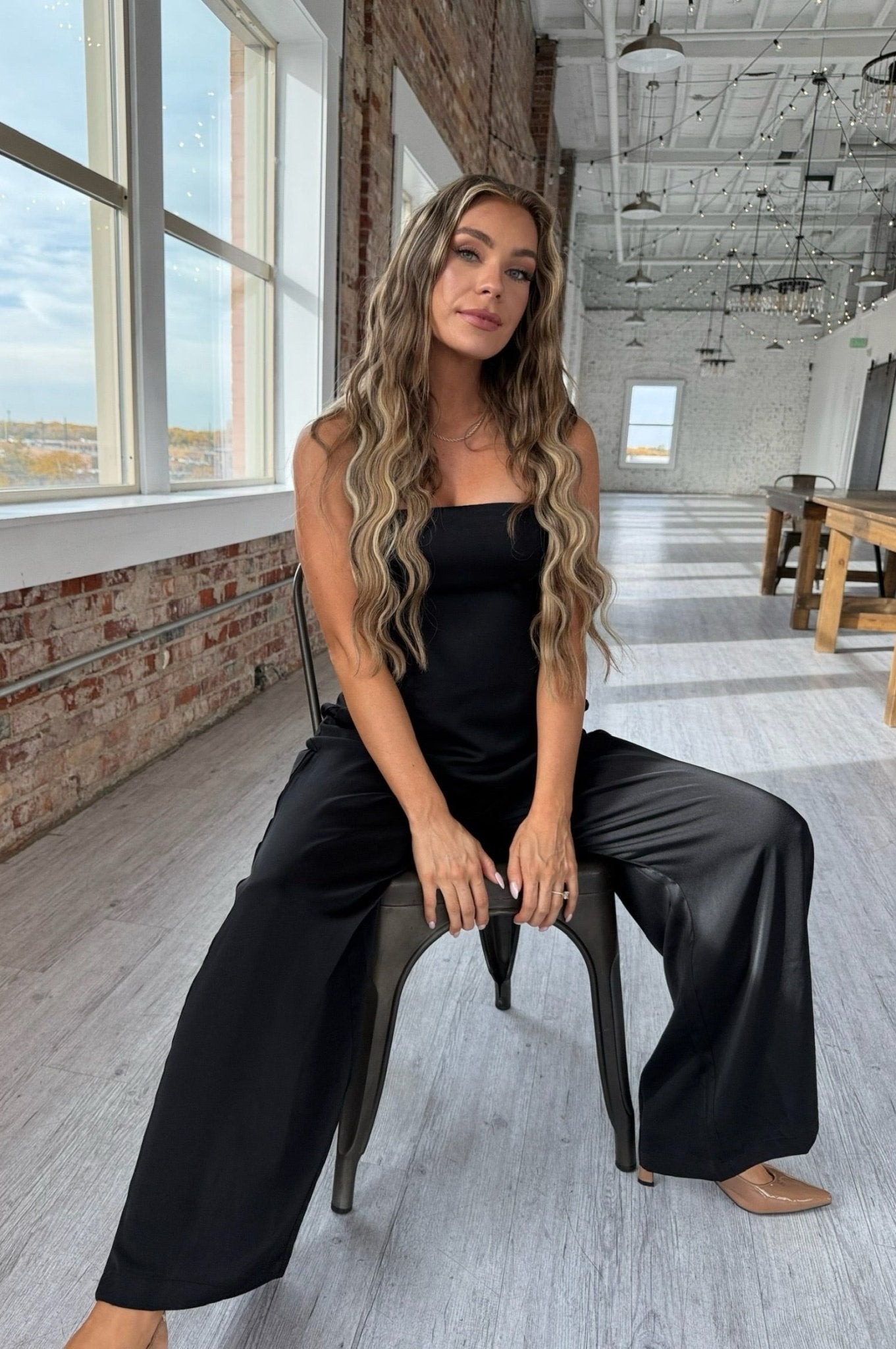 Satin Season Pleated Pants