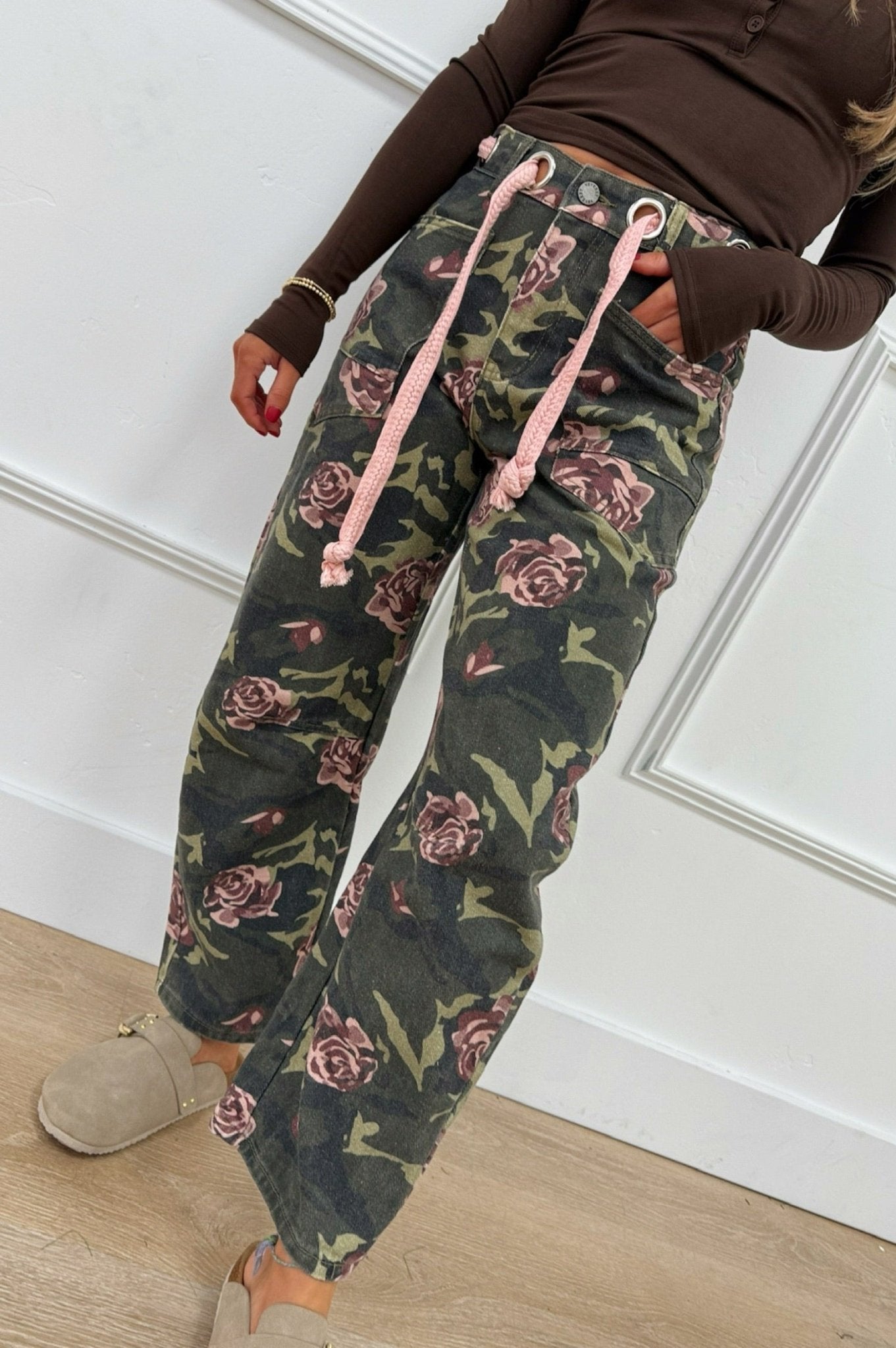 Sweet Disruption Barrel Jeans