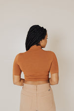 Luxe Seamless Crop Turtle Neck