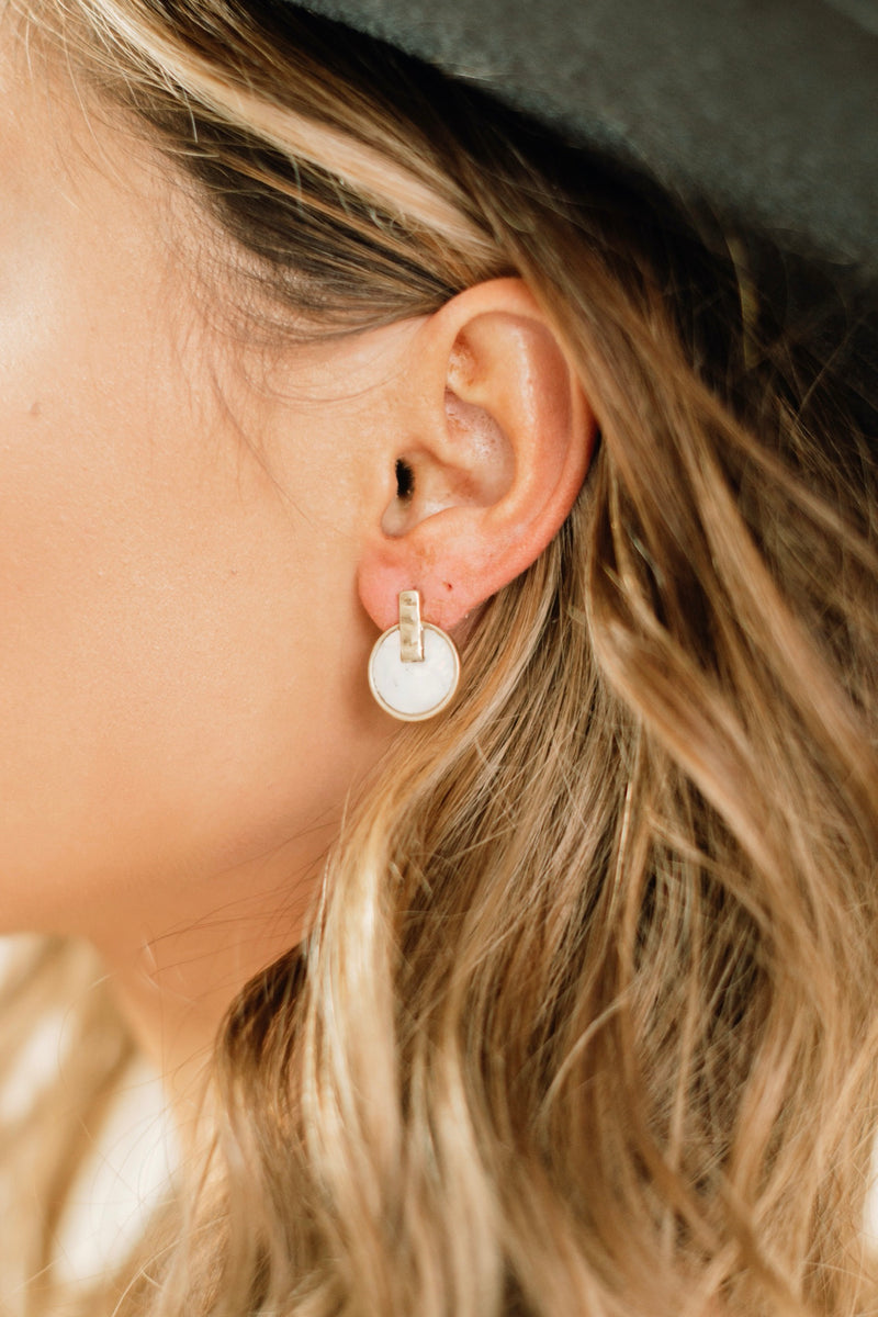 Hazey Pearl Stud Earrings - FINAL SALE
