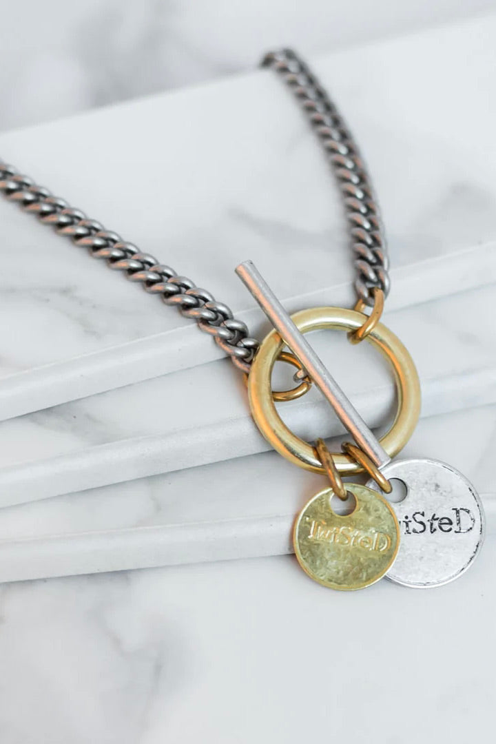 Twisted Silver Capture Necklace