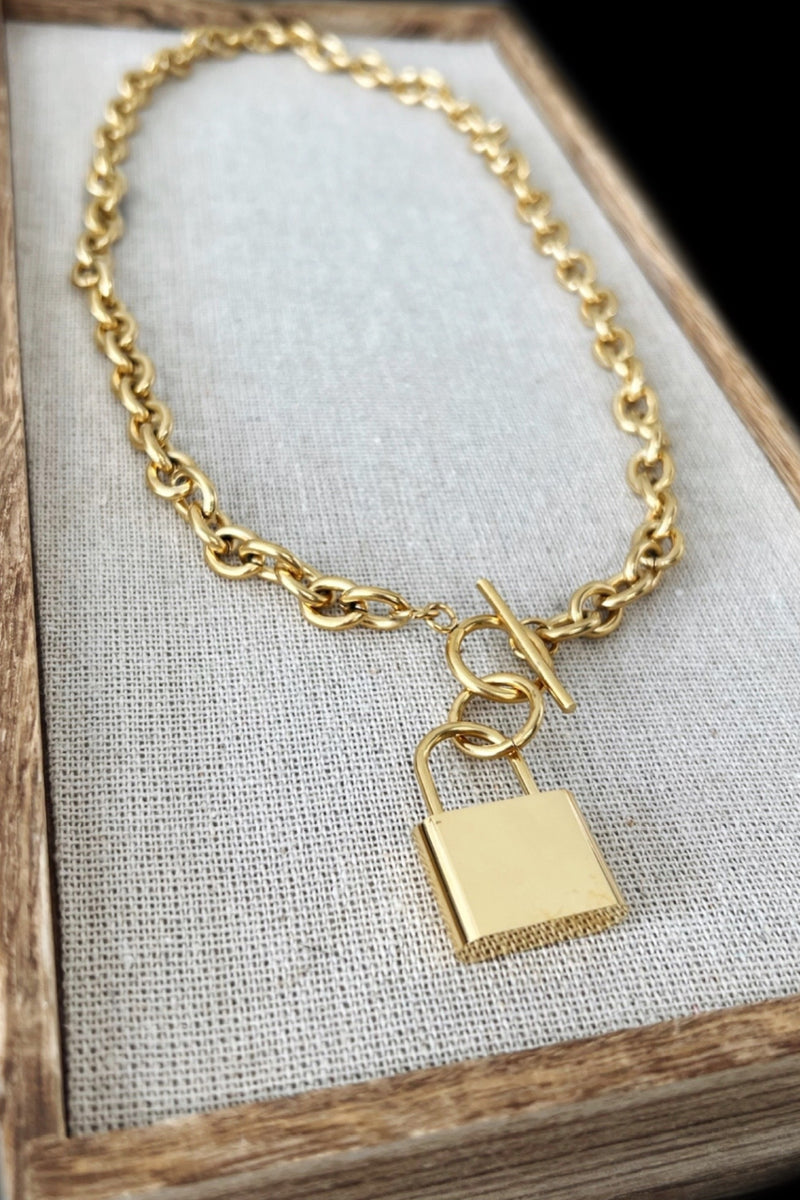 Maya Toggle Lock Necklace