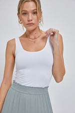 Terra Scoop Neck Tank