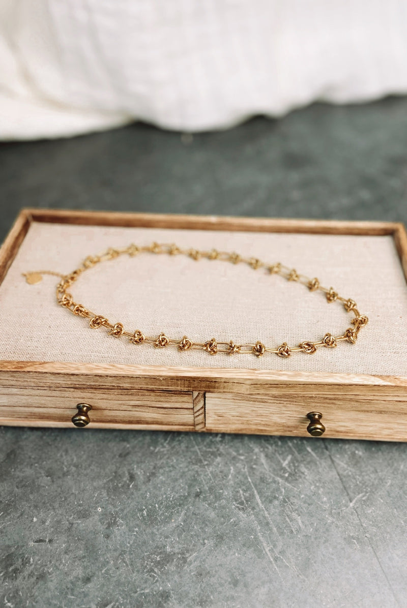 Logan Knot Chain Necklace
