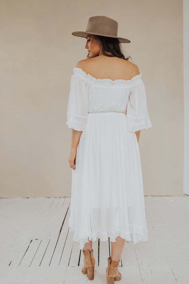 Maely Lace Dress