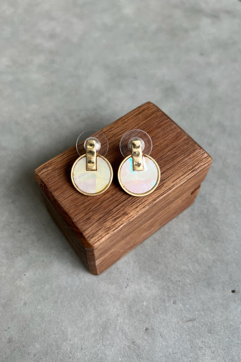 Hazey Pearl Stud Earrings - FINAL SALE